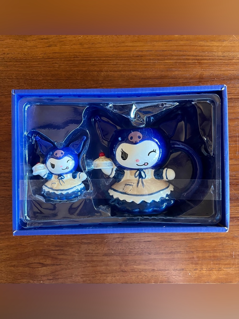 Kuromi by Sanrio (Hello Kitty) Ceramic Coffee/ Tea Mug with Figurine Set NIB